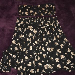Matching brandy Melville set (skirt with bandeau)